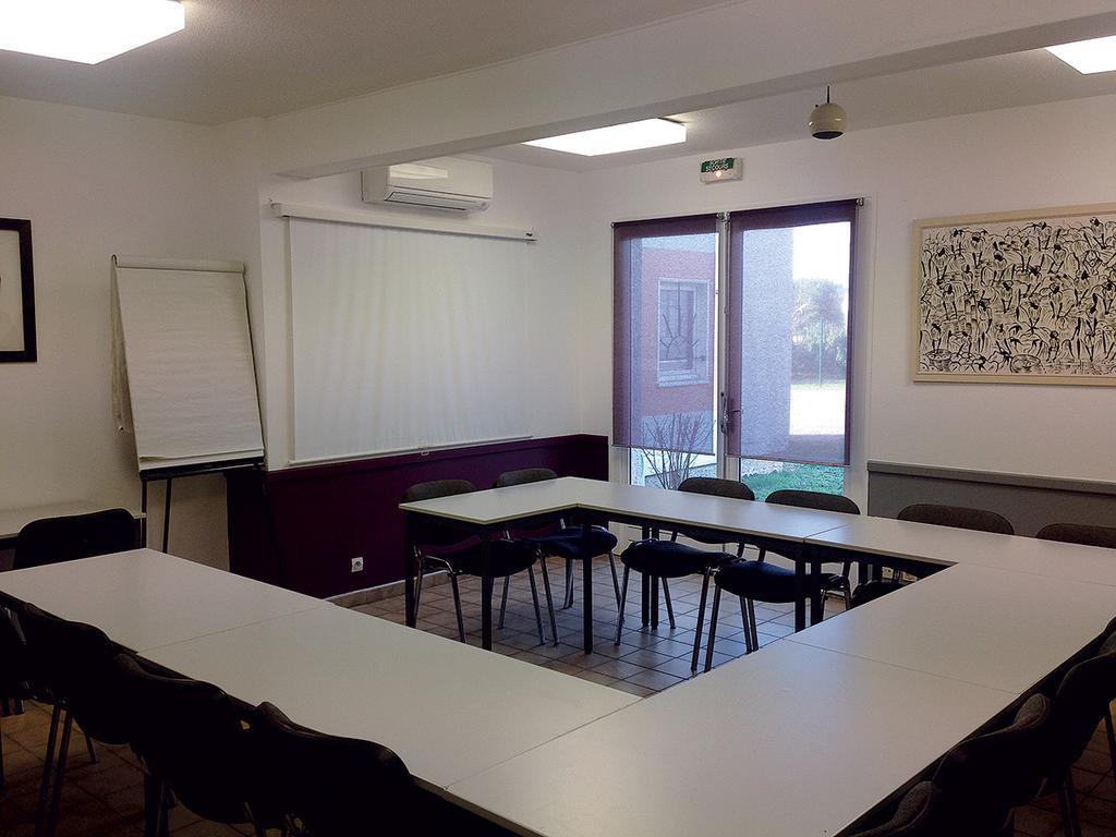 Contact Hotel Le Sud Montpellier Aeroport Parc Expo Arena Могио Екстериор снимка