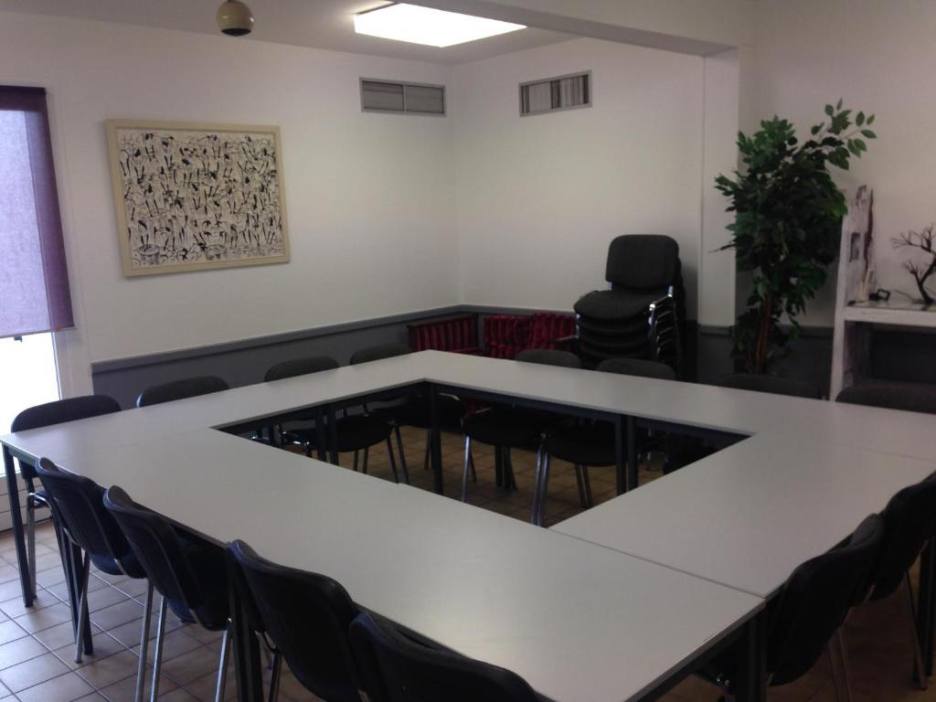 Contact Hotel Le Sud Montpellier Aeroport Parc Expo Arena Могио Екстериор снимка